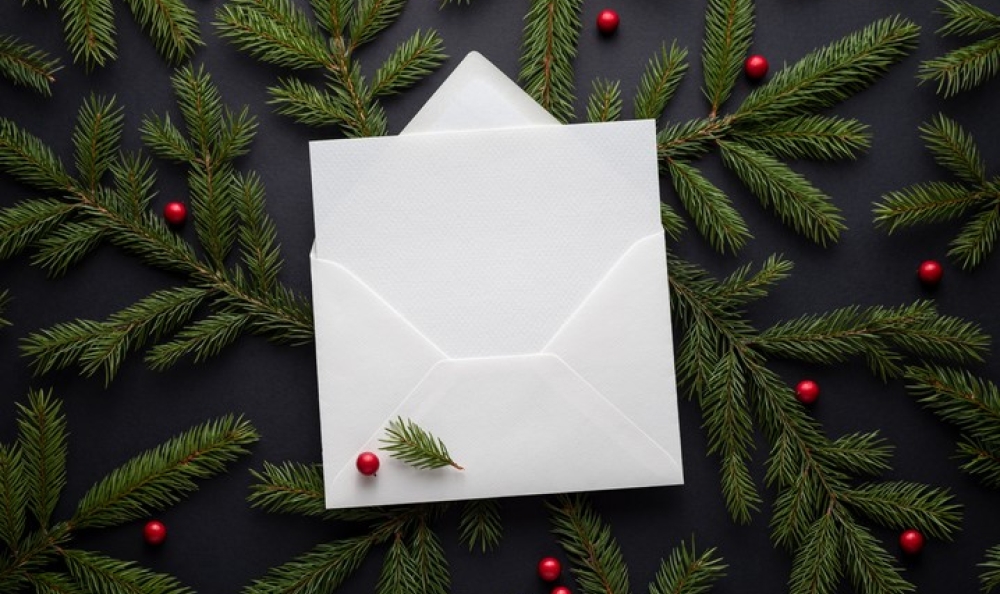 5 Reasons Every Small Business Should Send Holiday Cards